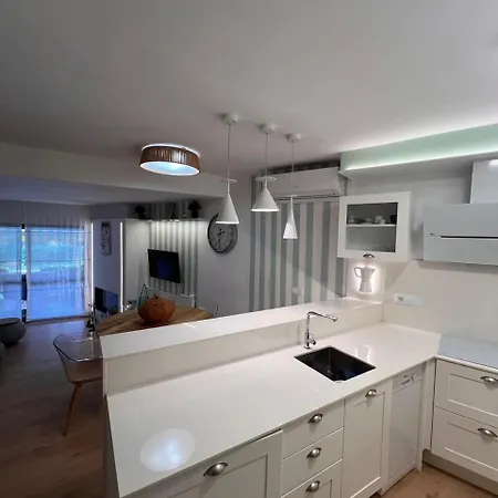 Tatil Evi Limonero